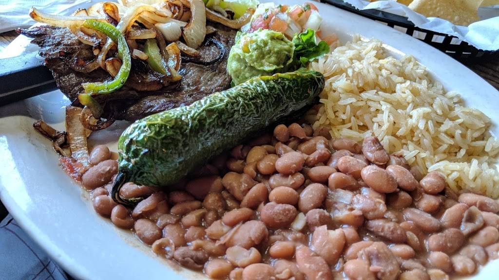 Pecinas Mexican Cafe | restaurant | 316 S Choctaw Ave, El Reno, OK 73036, USA | 4052621909 OR +1 405-262-1909