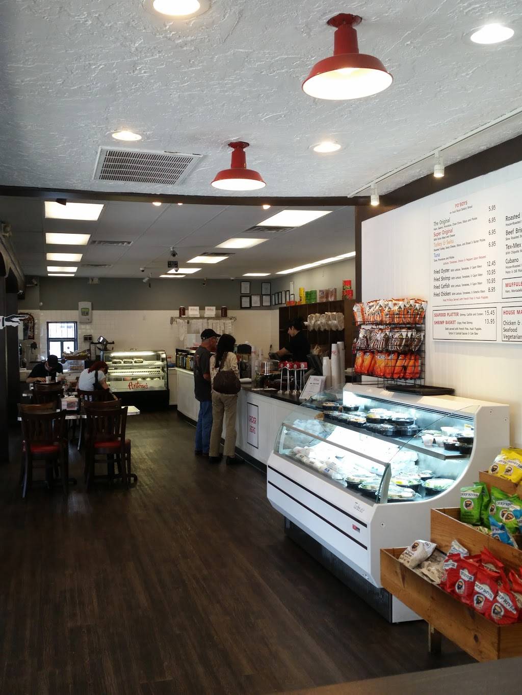 Antones Famous PoBoys - North Loop | meal takeaway | 2724 W T C Jester Blvd, Houston, TX 77018, USA | 7136864338 OR +1 713-686-4338