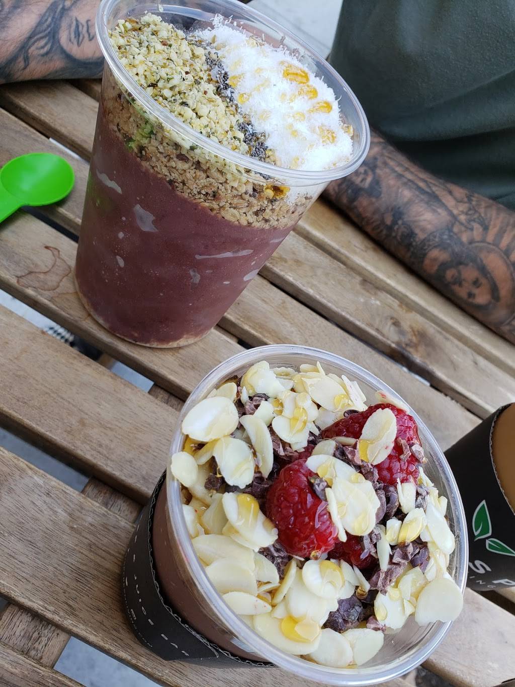 Krisp Fresh Living | restaurant | 2272 Michelson Dr #100, Irvine, CA 92612, USA | 9495365735 OR +1 949-536-5735