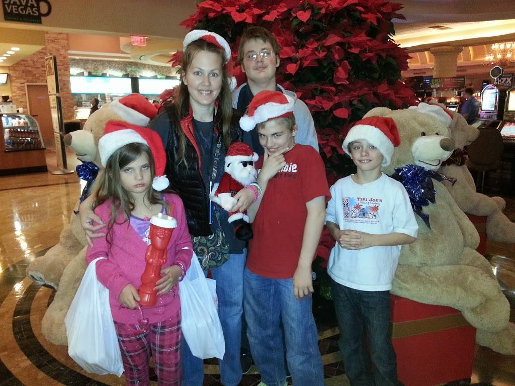 Century 16 Suncoast | meal takeaway | 9090 Alta Dr, Las Vegas, NV 89144, USA | 7028691880 OR +1 702-869-1880