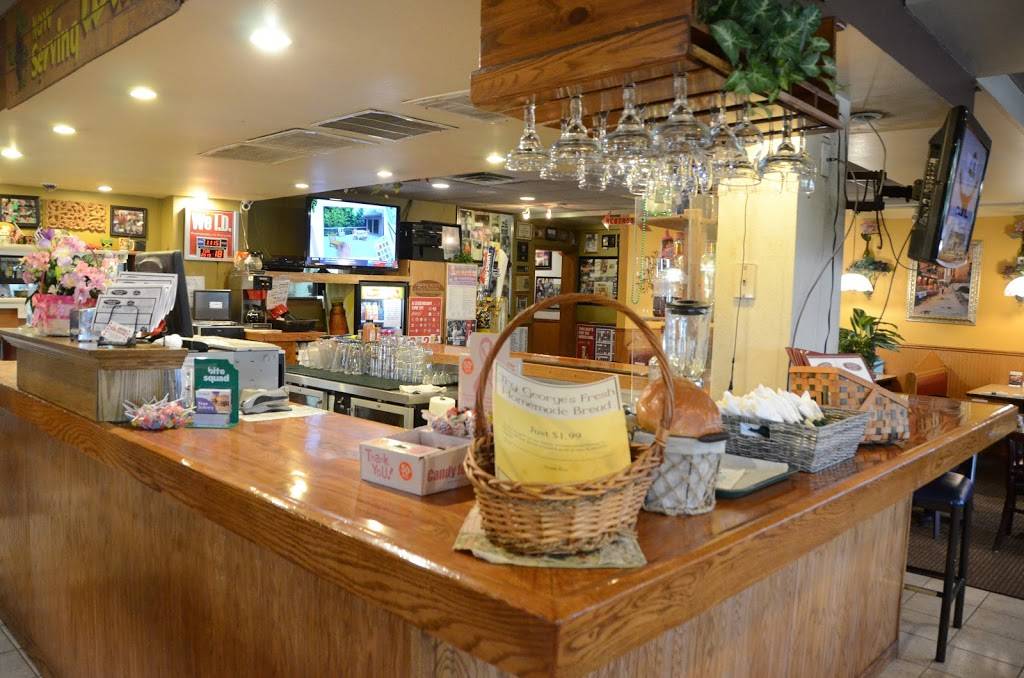 Mama Nicks Circle Pizzeria | restaurant | 1934 Washington St, Waterloo, IA 50702, USA | 3192333323 OR +1 319-233-3323