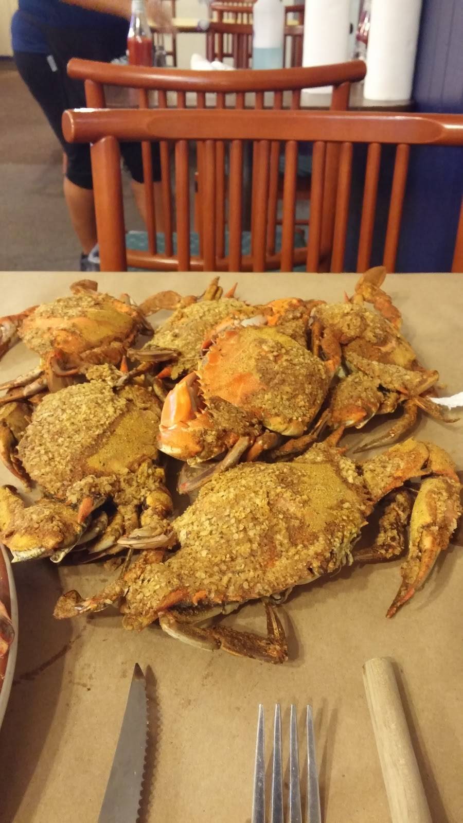 Lestardos Crab House | restaurant | 135 Christiana Rd #7, New Castle, DE 19720, USA | 3023285070 OR +1 302-328-5070