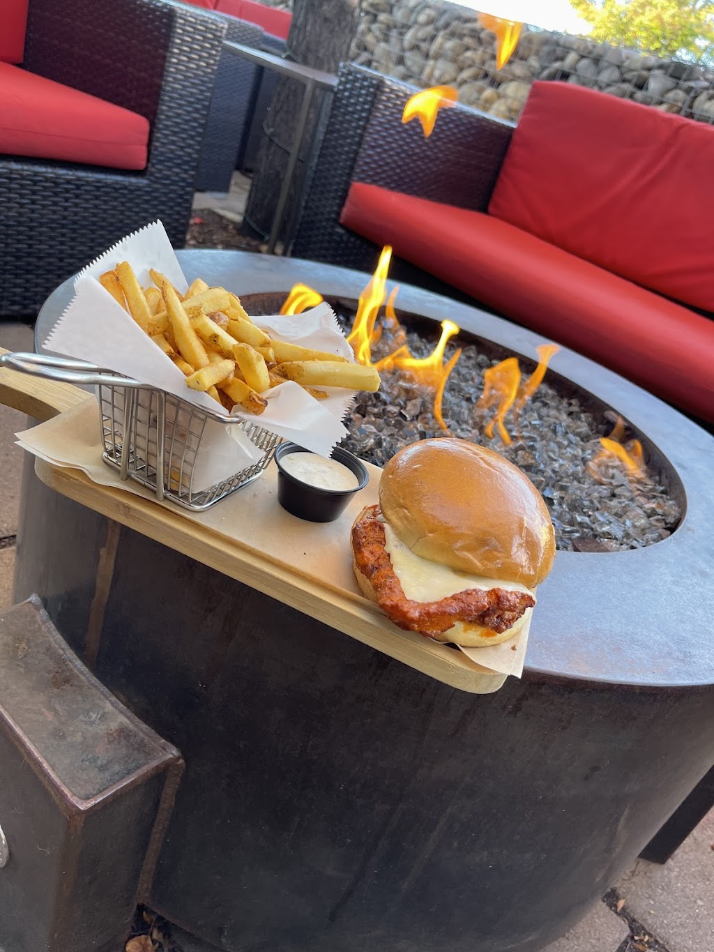 Social Kitchen + Bar | restaurant | 725 Cerrillos Rd Suit A, Santa Fe, NM 87505, USA | 5059825952 OR +1 505-982-5952