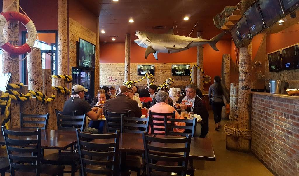 The Crawling Crab | restaurant | 781 S Federal Blvd, Denver, CO 80219, USA | 3039360123 OR +1 303-936-0123