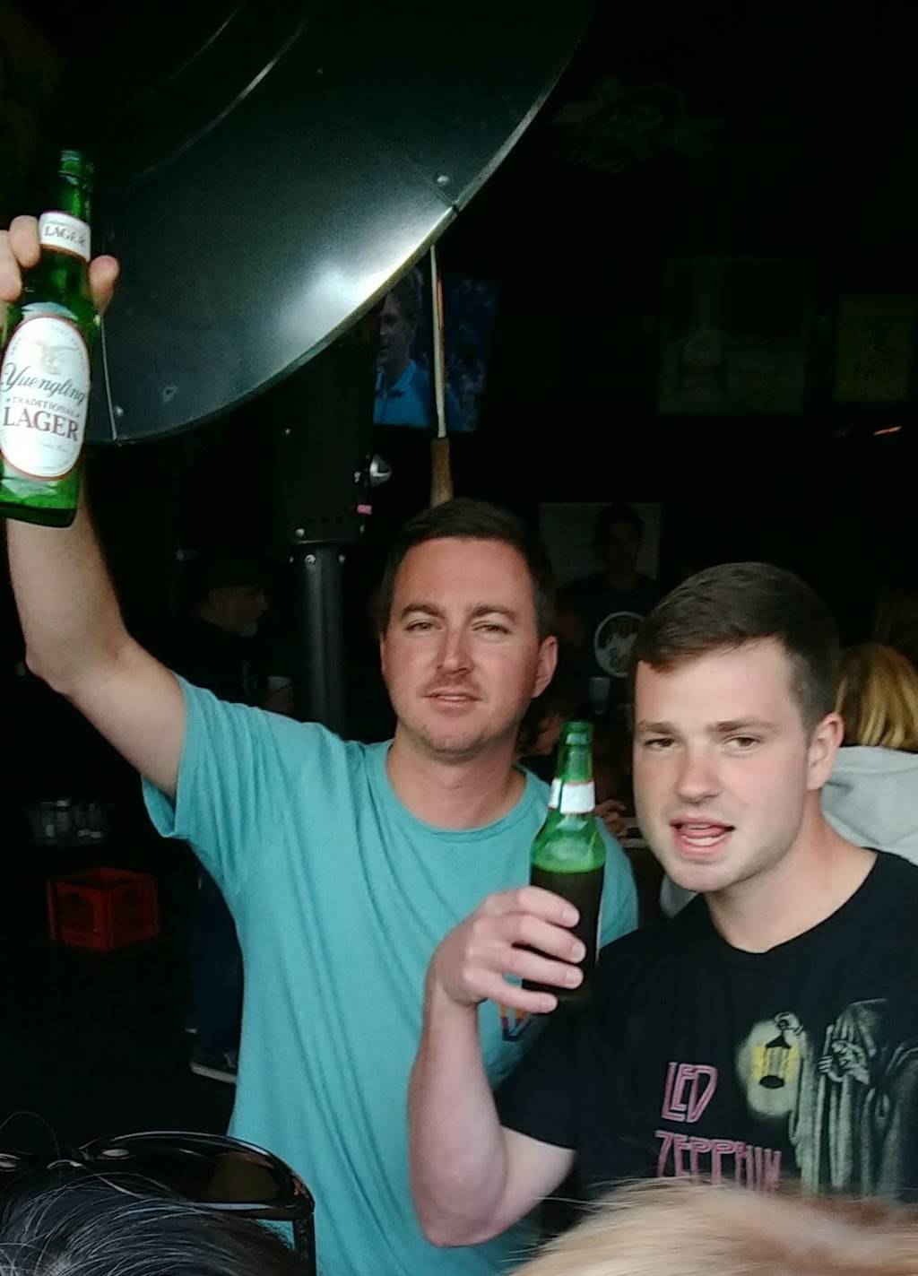 31 Sports Bar & Grille | restaurant | 1020 Washington Pike, Bridgeville, PA 15017, USA | 4122217808 OR +1 412-221-7808