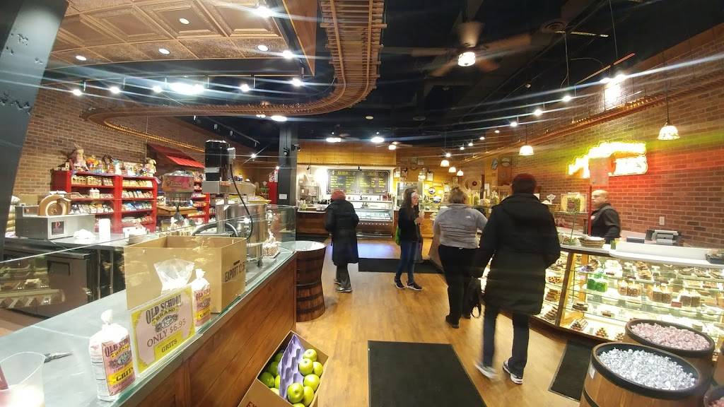 Fiorellas Italian Kitchen | restaurant | 152 National Plaza, Oxon Hill, MD 20745, USA | 3018391811 OR +1 301-839-1811