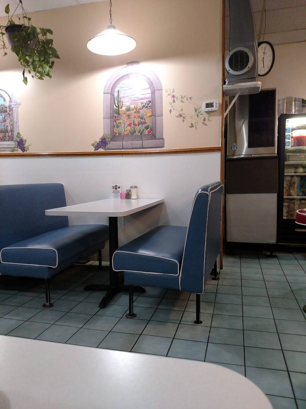 Greek House | restaurant | 623 Main St, Johnson City, NY 13790, USA | 6077987899 OR +1 607-798-7899