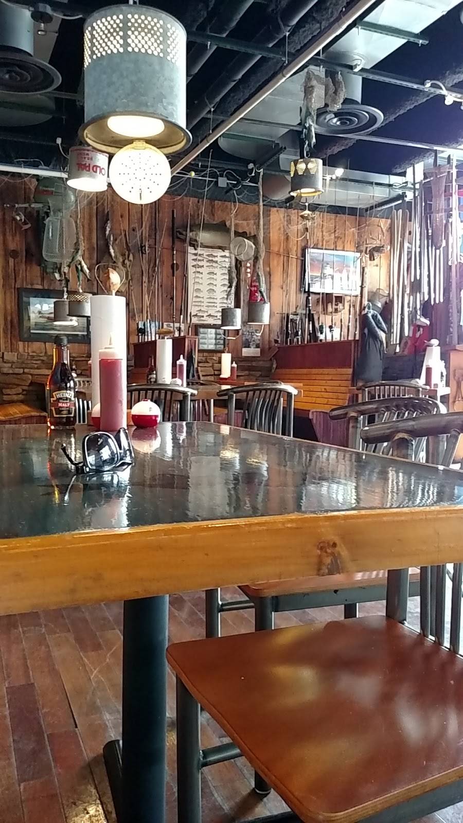 Scalawags Whitefish & Chips | restaurant | 303 E State St, Traverse City, MI 49684, USA | 2319338700 OR +1 231-933-8700