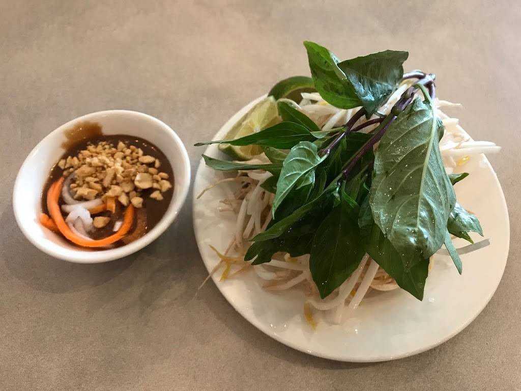 Pho Toronto | restaurant | 1448 Lawrence Ave E, North York, ON M4A 2V6, Canada | 4167570011 OR +1 416-757-0011