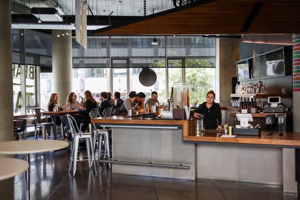 Bears Lair Tavern | restaurant | 2465 Bancroft Way #140, Berkeley, CA 94704, USA | 5106644191 OR +1 510-664-4191