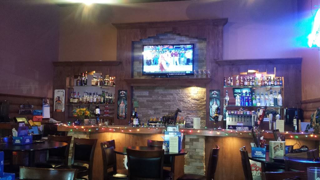 Little Daves Roadhouse | restaurant | 1092 By Pass Rd, Brandenburg, KY 40108, USA | 2704227832 OR +1 270-422-7832