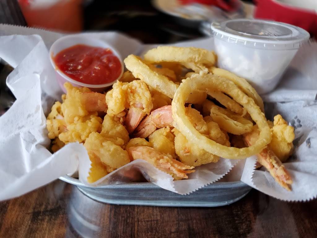 The 207 Tavern eliot me | restaurant | 811 Dow Hwy, Eliot, ME 03903, USA | 2077481790 OR +1 207-748-1790