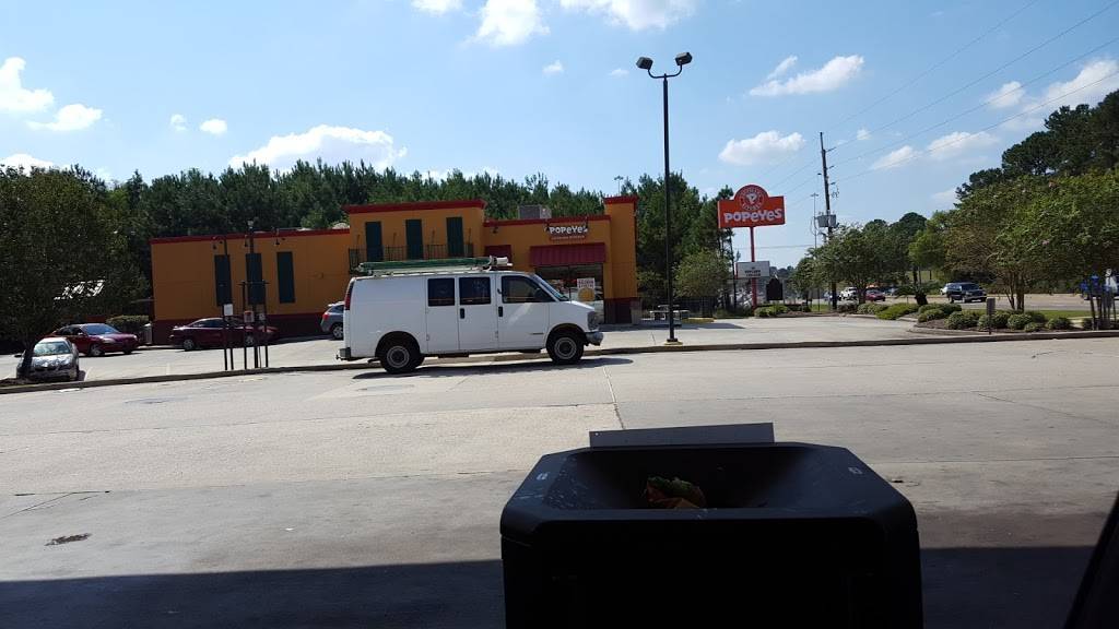 Popeyes Louisiana Kitchen | restaurant | 1209 W Oak St, Amite City, LA 70422, USA | 9857485123 OR +1 985-748-5123