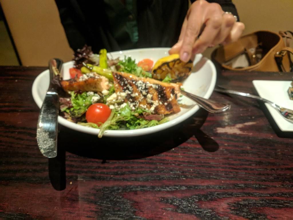 Sedona Taphouse | restaurant | 591 William St, Fredericksburg, VA 22401, USA | 5409402294 OR +1 540-940-2294