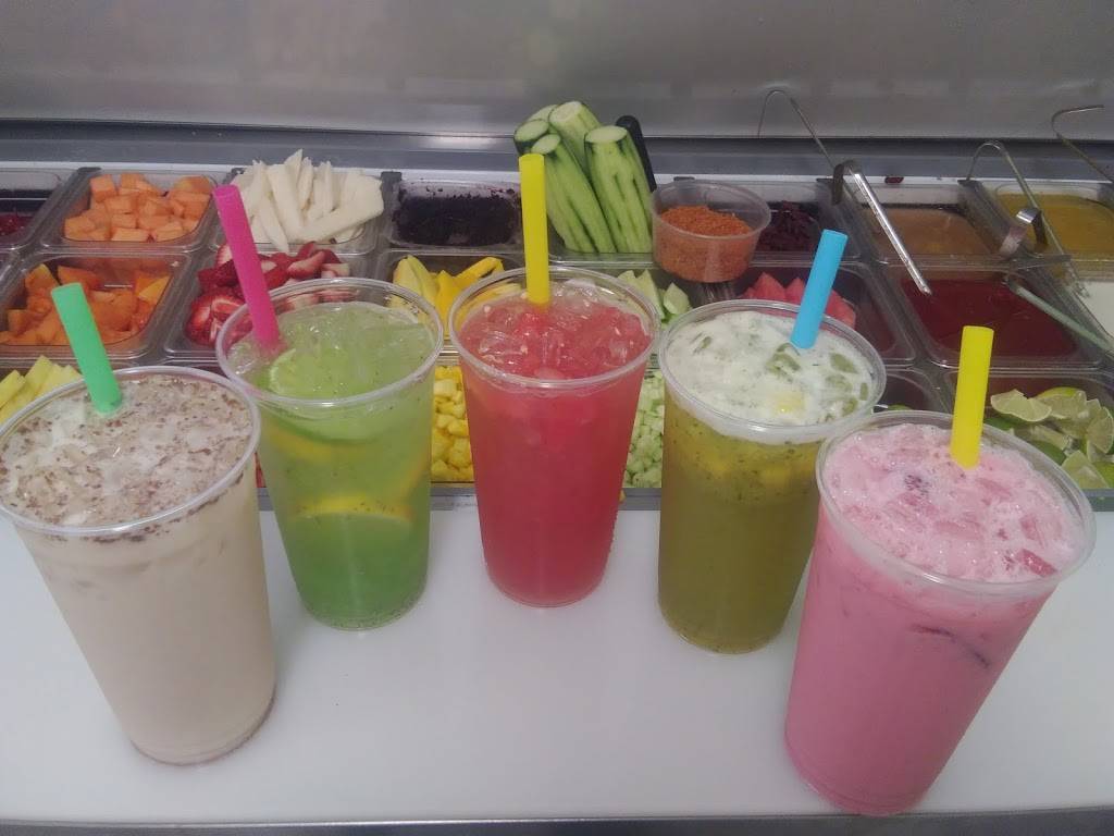 La placita raspados Y Mas.... | restaurant | 5769 S Elm Ave, Fresno, CA 93706, USA | 5593947172 OR +1 559-394-7172