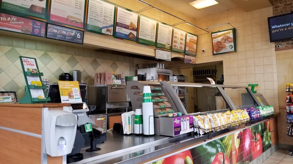 Subway Restaurants | restaurant | 11220 Laurel Canyon Blvd #101, San Fernando, CA 91340, USA | 8188383532 OR +1 818-838-3532
