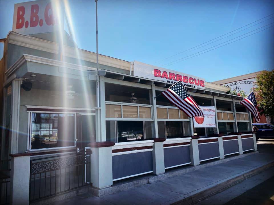 Sweets Smokehouse Bar & Grill | restaurant | 124 S Harvard St, Hemet, CA 92543, USA | 9517651505 OR +1 951-765-1505