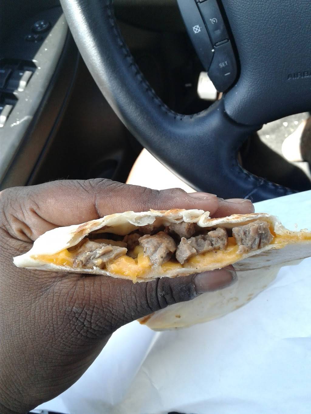 Hardees | restaurant | 1945, 998 Coshocton Ave, Mt Vernon, OH 43050, USA | 7403978931 OR +1 740-397-8931