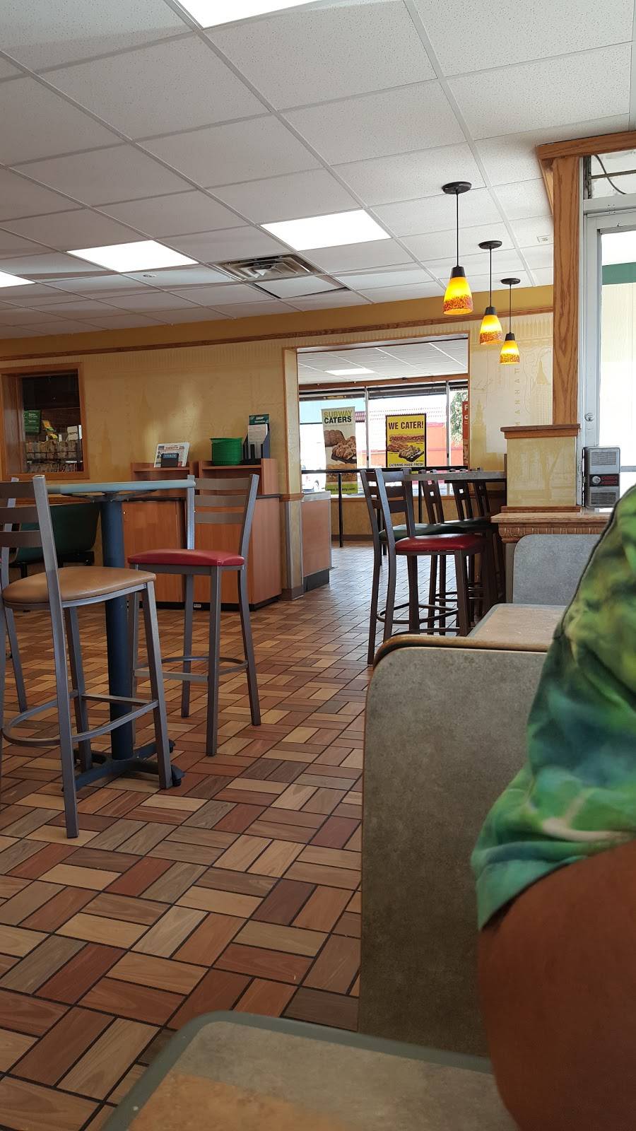 Subway | meal takeaway | 725 25th St, Greeley, CO 80631, USA | 9703538477 OR +1 970-353-8477