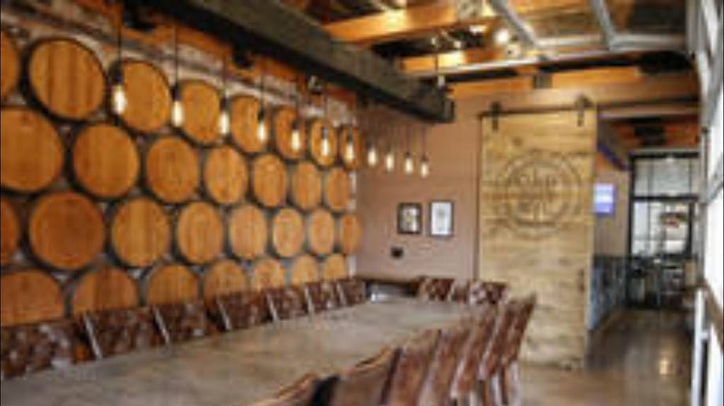 Out of Bounds Craft Kitchen and Biergarten | restaurant | 13407 Folsom Blvd suite d, Folsom, CA 95630, USA | 9163575250 OR +1 916-357-5250