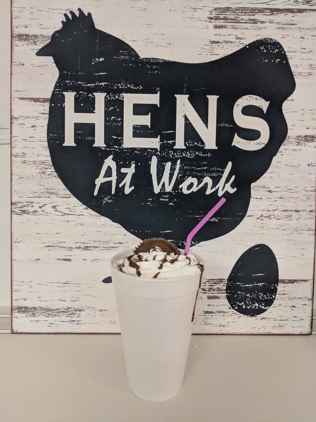 The Hen House | restaurant | 28235 OK-7, Hennepin, OK 73444, USA | 5808682022 OR +1 580-868-2022