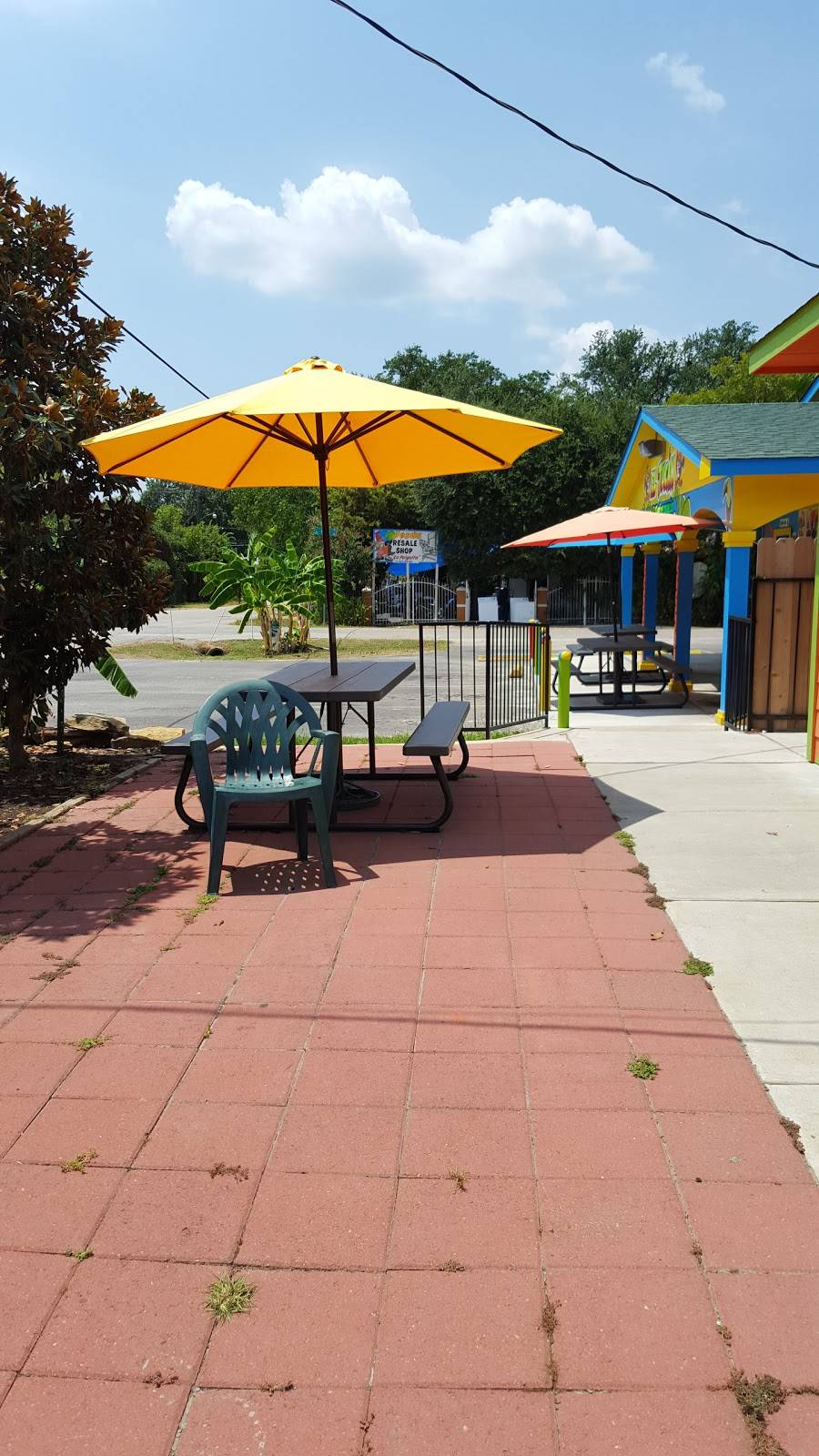 El Tucan Refresqueria | restaurant | 516 Mill Ave, Conroe, TX 77301, USA | 9365396492 OR +1 936-539-6492