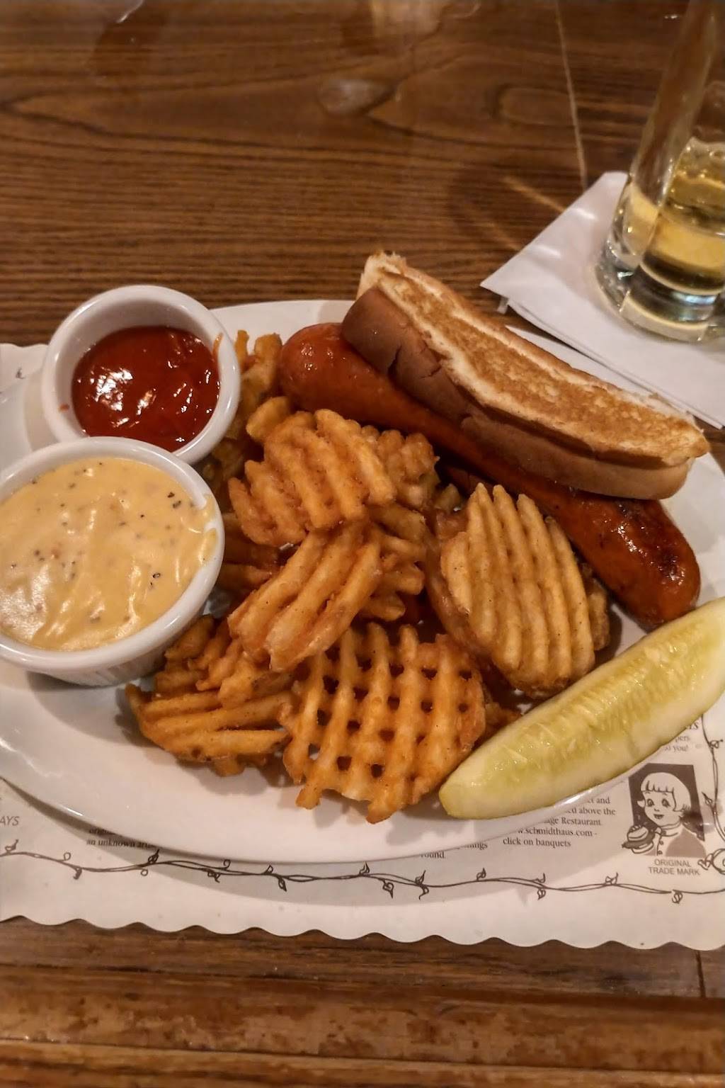 Schmidts Banquet Haus | restaurant | 240 E Kossuth St, Columbus, OH 43206, USA | 6144446808 OR +1 614-444-6808