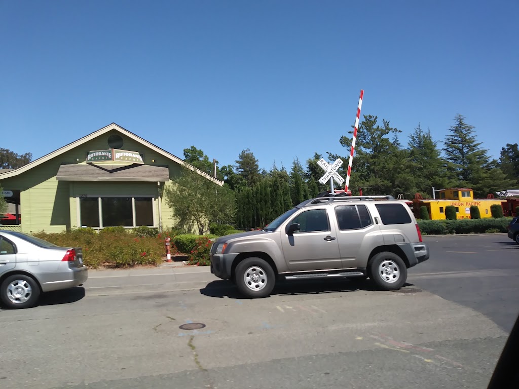 Pizzeria Capri Ristorante | restaurant | 1266 Broadway, Sonoma, CA 95476, USA | 7079356805 OR +1 707-935-6805