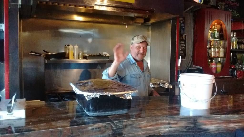 The Verse Lounge & Grill | restaurant | 717 Rose St, La Crosse, WI 54603, USA | 6087821650 OR +1 608-782-1650