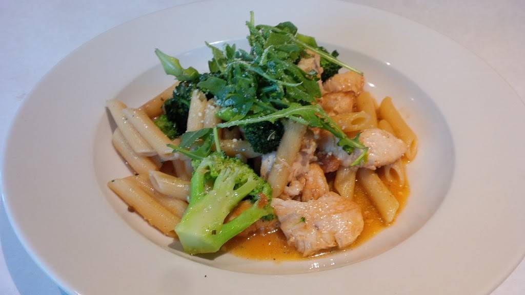 VIVO! Bar & Grill | restaurant | 42 Lake Ave Ext, Danbury, CT 06811, USA | 2037912202 OR +1 203-791-2202