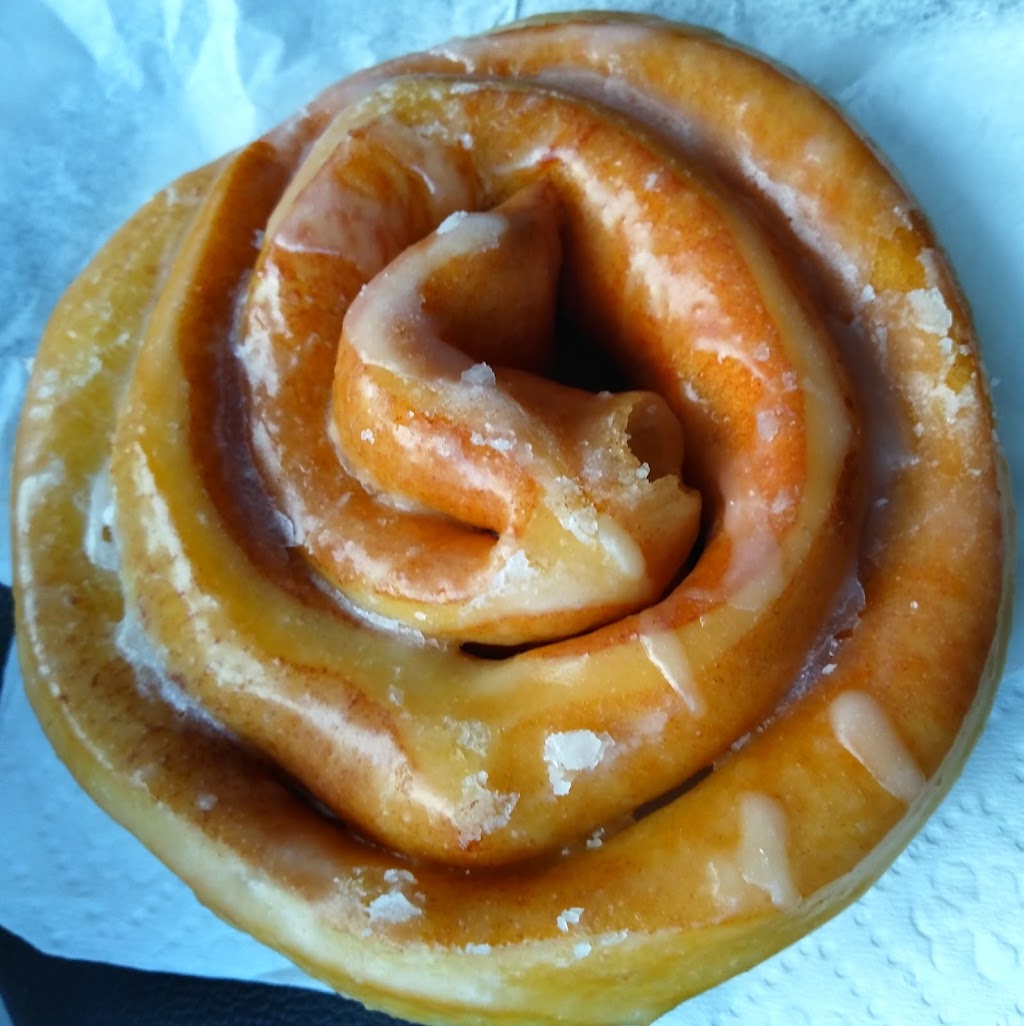 Fatboy Donuts & Catering | bakery | 10120 St Clair Ave., Cleveland, OH 44108, USA | 2169385646 OR +1 216-938-5646