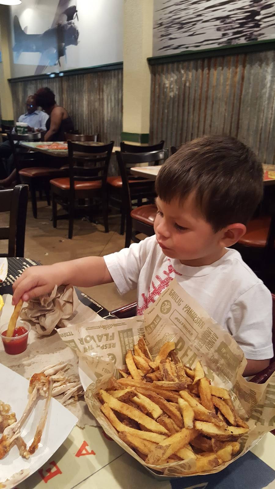 Wingstop | restaurant | 2911 West Ave, San Antonio, TX 78201, USA | 2103414000 OR +1 210-341-4000