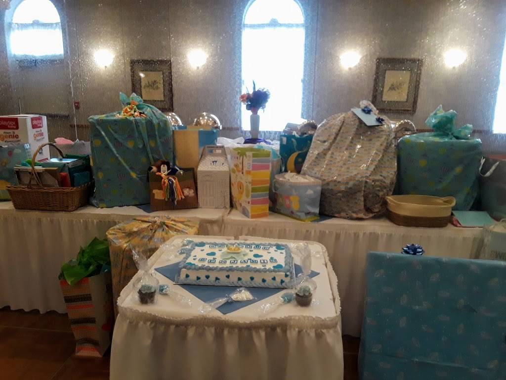 The Fairdale Banquet Center | restaurant | 672 Wehrle Dr, Buffalo, NY 14225, USA | 7166321221 OR +1 716-632-1221