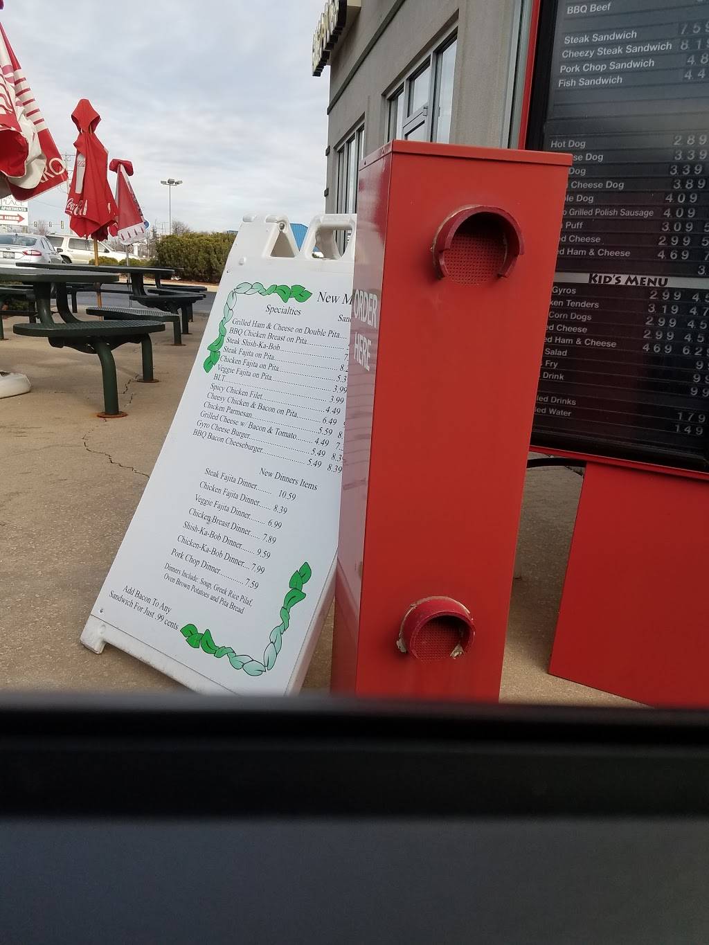 Spankys Gyros | restaurant | 2627 Sandhutton Ave, Rockford, IL 61109, USA | 8153971336 OR +1 815-397-1336