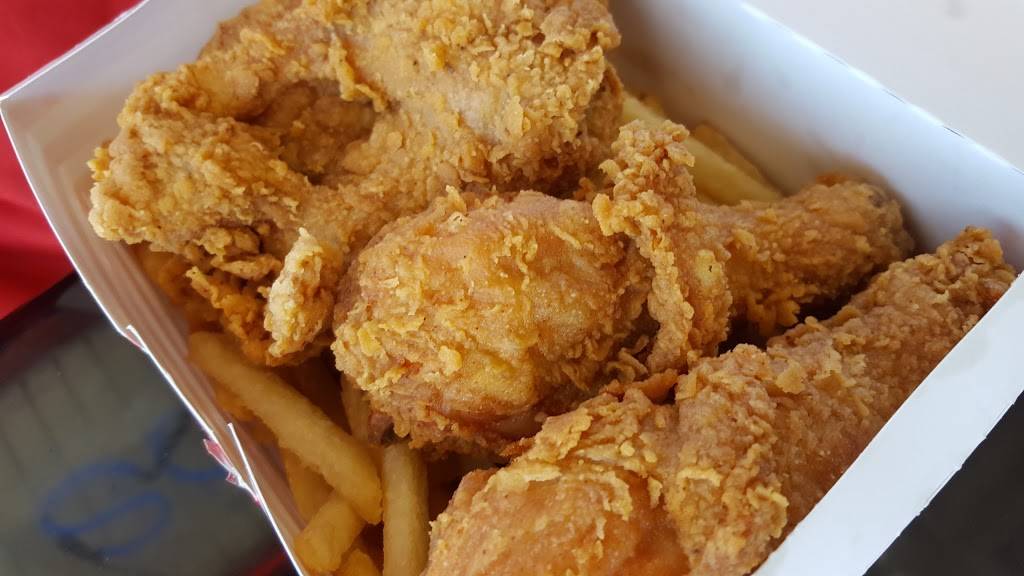 Legends Chicken & Grill | restaurant | 6401 Annapolis Rd, Hyattsville, MD 20784, USA | 2407705151 OR +1 240-770-5151