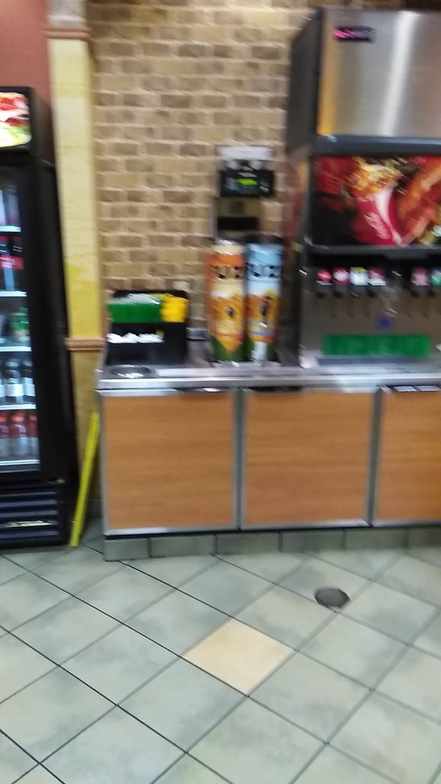 Subway Restaurants | restaurant | 2616 US-92, Lakeland, FL 33801, USA | 8636670777 OR +1 863-667-0777