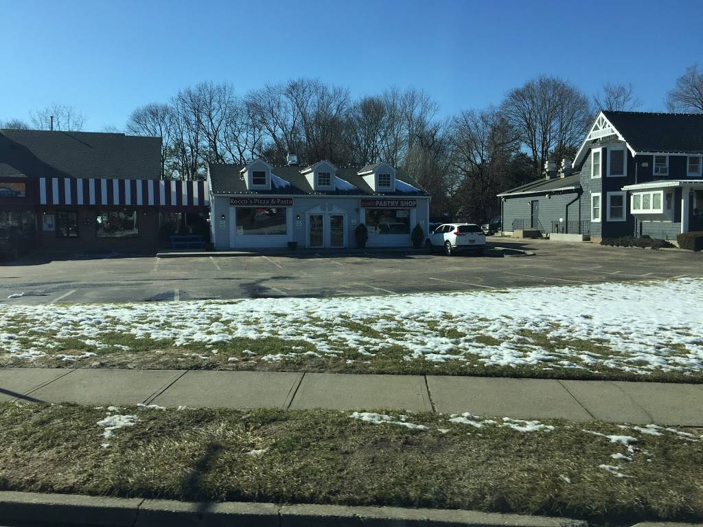 Roccos Pizza | restaurant | 429 NY-25A, St James, NY 11780, USA | 6318621600 OR +1 631-862-1600