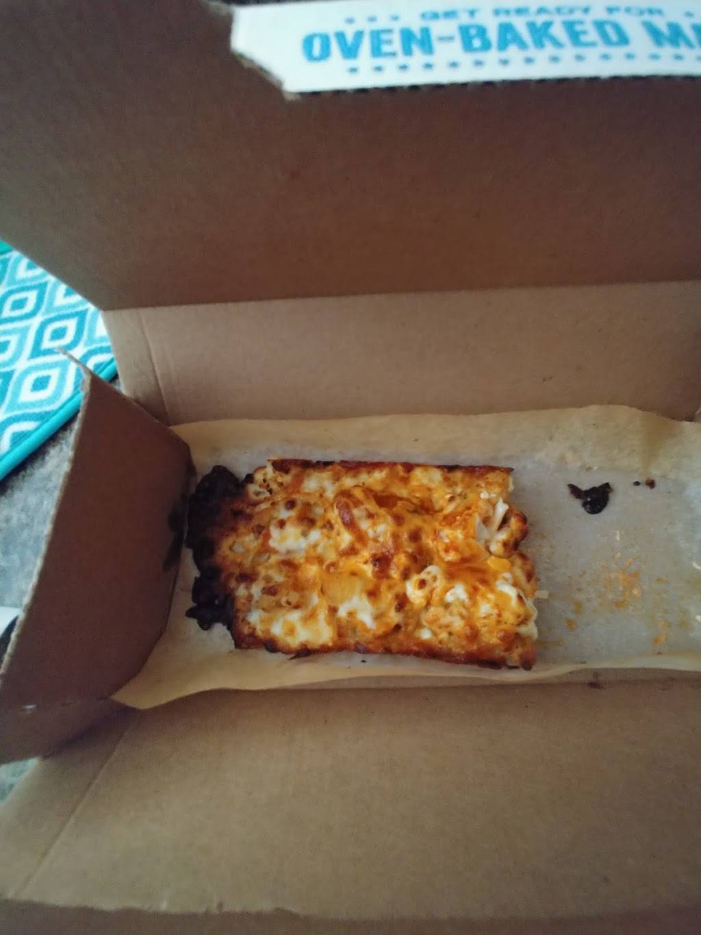 Dominos Pizza | meal delivery | 1486 W Oak St, Zionsville, IN 46077, USA | 3178730300 OR +1 317-873-0300