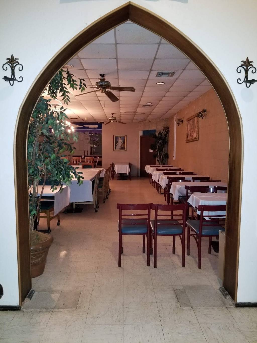 The Castle Event Center | restaurant | 250 Kelly Dr, San Antonio, TX 78214, USA | 2103506378 OR +1 210-350-6378