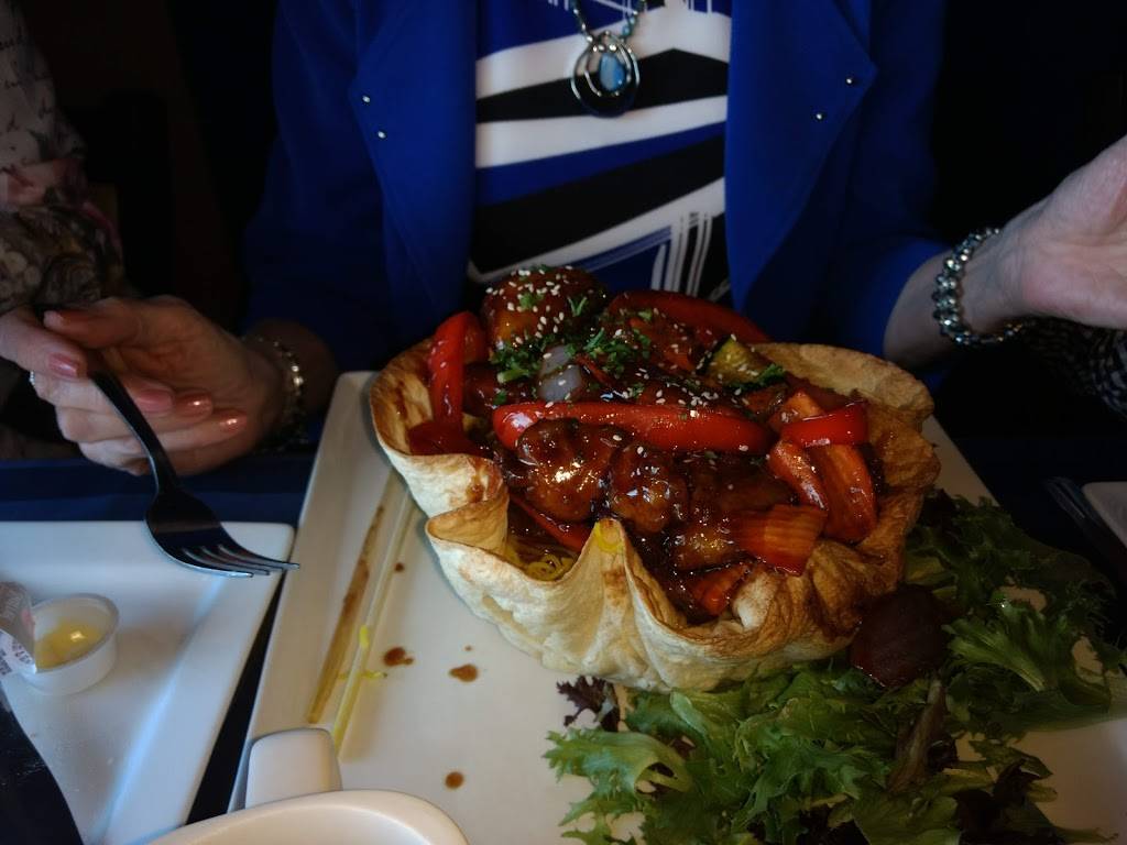 Resto LEntre-Gens Pétillant | restaurant | 1402 Rue Aubuchon, Trois-Rivières, QC G8Y 5L3, Canada | 8196927000 OR +1 819-692-7000