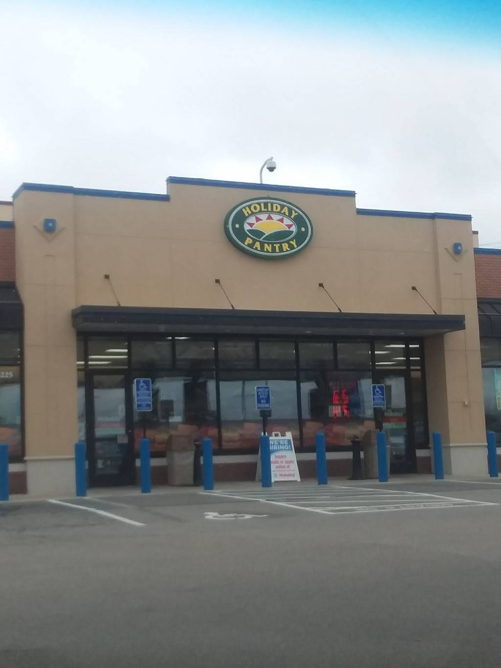 Holiday Stationstores | cafe | 3225 40th Ave NW, Rochester, MN 55901, USA | 5072821528 OR +1 507-282-1528