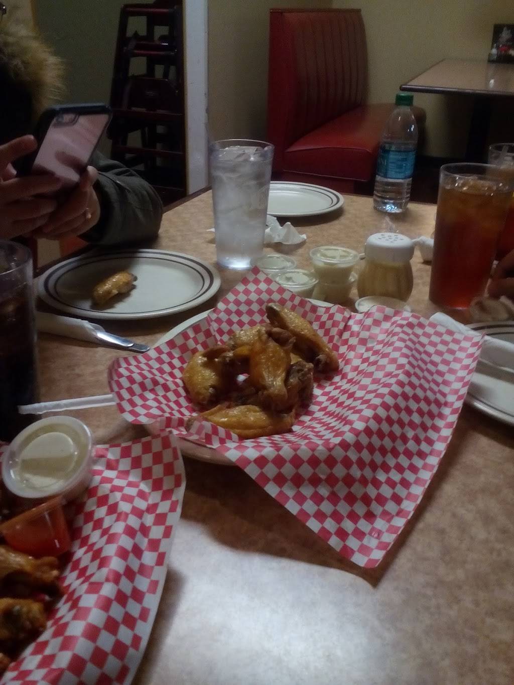 Guss New York Pizza | restaurant | 620 Stoney Creek Ln # 16, Newport News, VA 23608, USA | 7578740115 OR +1 757-874-0115