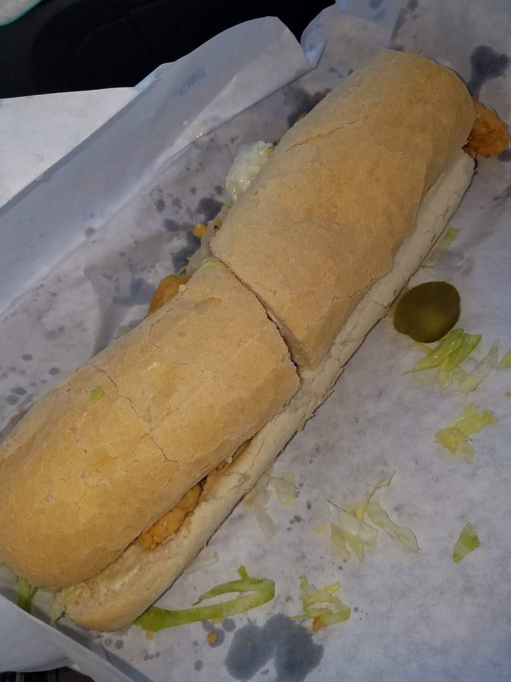 Twin Seafood | restaurant | 10240 Chef Menteur Hwy, New Orleans, LA 70127, USA | 5042467979 OR +1 504-246-7979