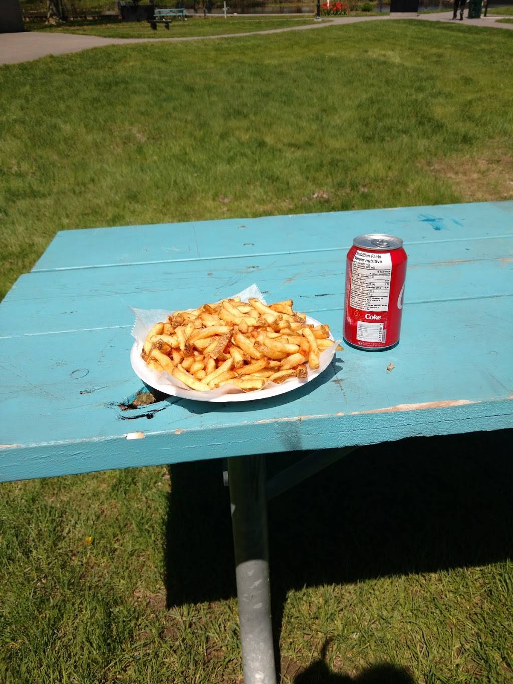 Mr. Jerrys Foodtruck | restaurant | 10 Pearl St, Napanee, ON K7R 4C2, Canada | 4168985075 OR +1 416-898-5075