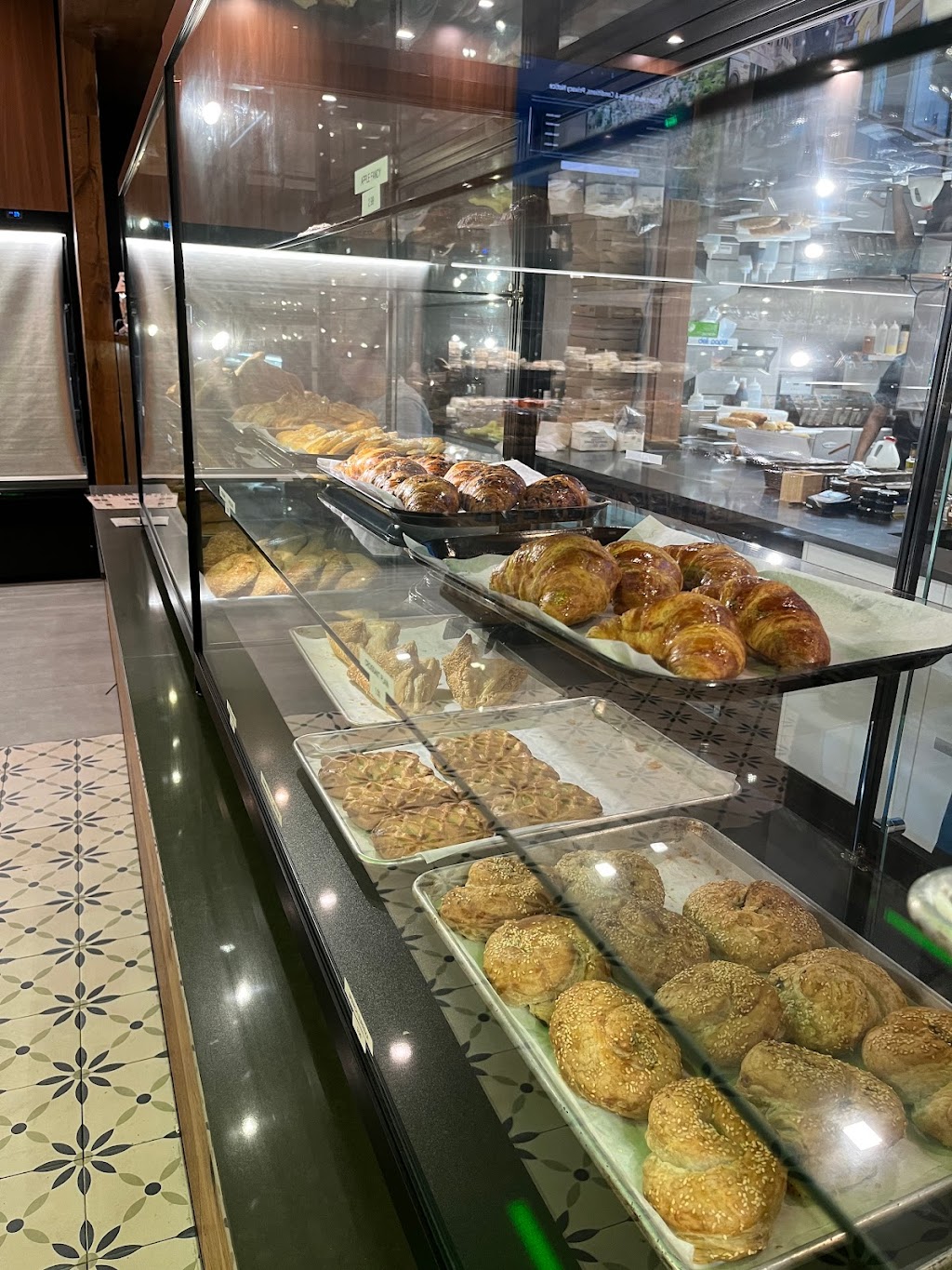 Italianini | restaurant | 18220 Collins Ave, Sunny Isles Beach, FL 33160, USA | 7547048957 OR +1 754-704-8957