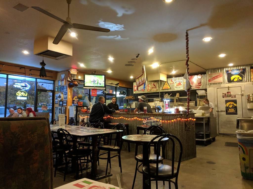 Roscoes Pizza | restaurant | 212 Edgewood Rd NW, Cedar Rapids, IA 52405, USA | 3196548886 OR +1 319-654-8886