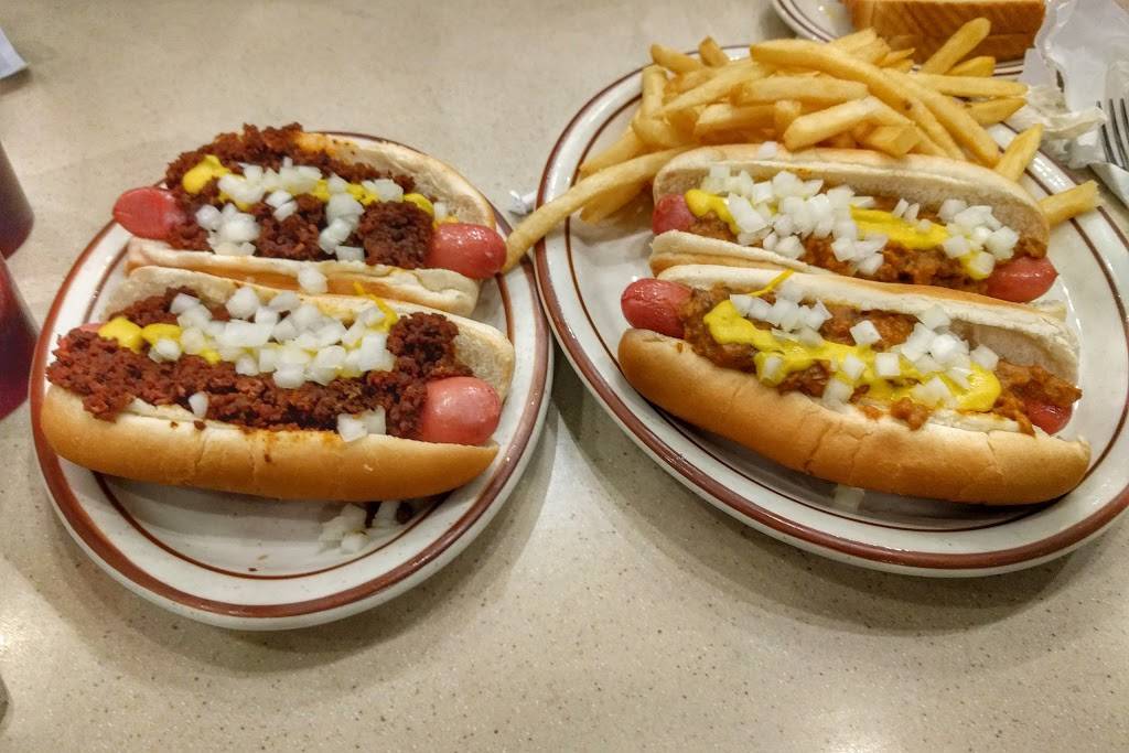 Leos Coney Island | restaurant | 15010 Silver Pkwy, Fenton, MI 48430, USA | 8106208400 OR +1 810-620-8400