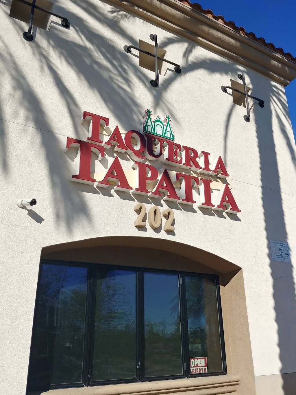 Taqueria Tapatia | restaurant | 202 S Bristol St, Santa Ana, CA 92703, USA | 7149729115 OR +1 714-972-9115