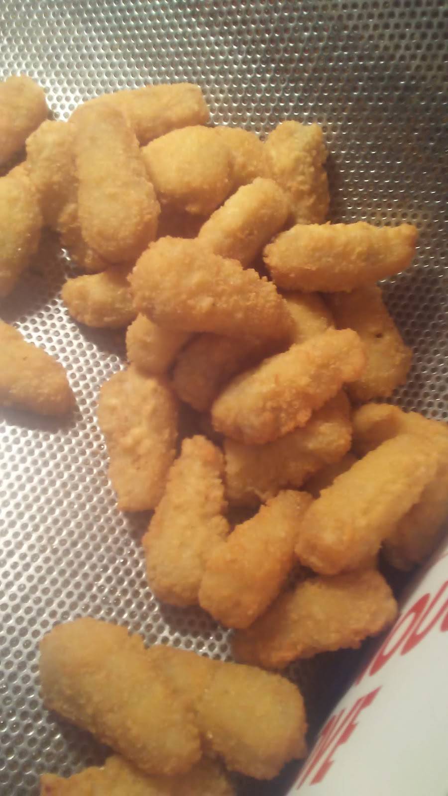 Churchs Chicken | restaurant | 9137 Grand River Ave, Detroit, MI 48204, USA | 3138340252 OR +1 313-834-0252