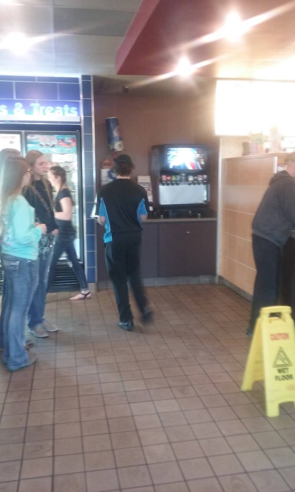 Dairy Queen Grill & Chill | restaurant | 700 E McGalliard Rd, Muncie, IN 47303, USA | 7652899211 OR +1 765-289-9211